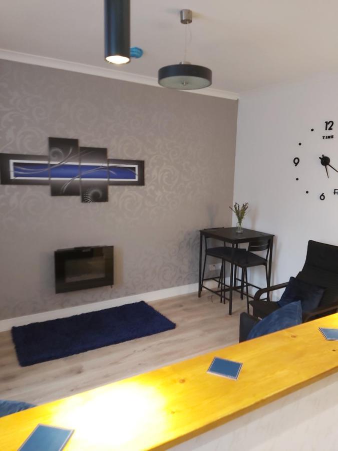 One Bedroom Flat, Very Close To Town Center. Оубън Екстериор снимка